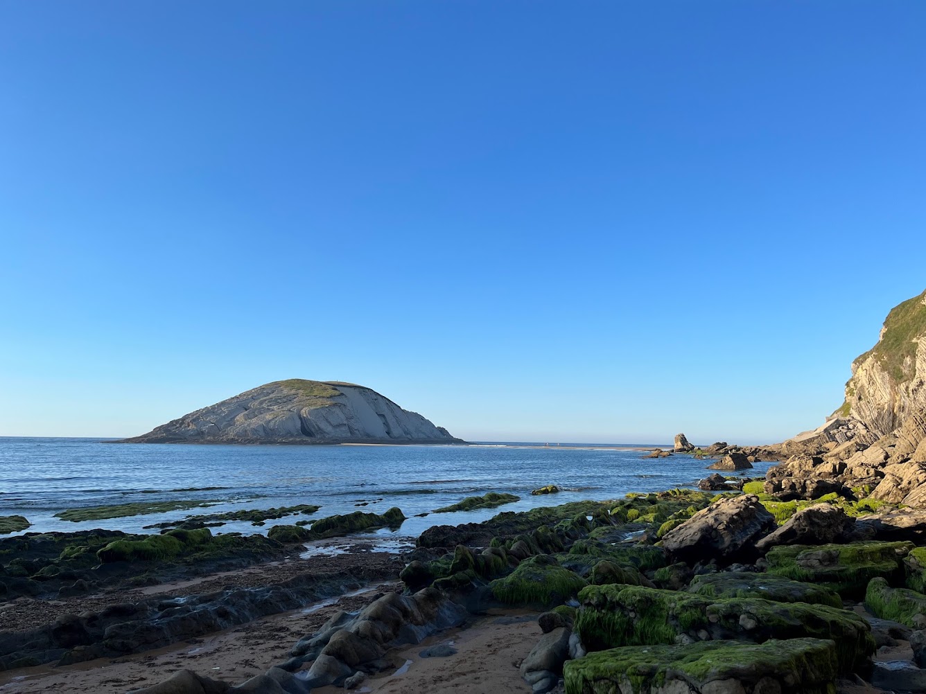 playa-costa-quebrada